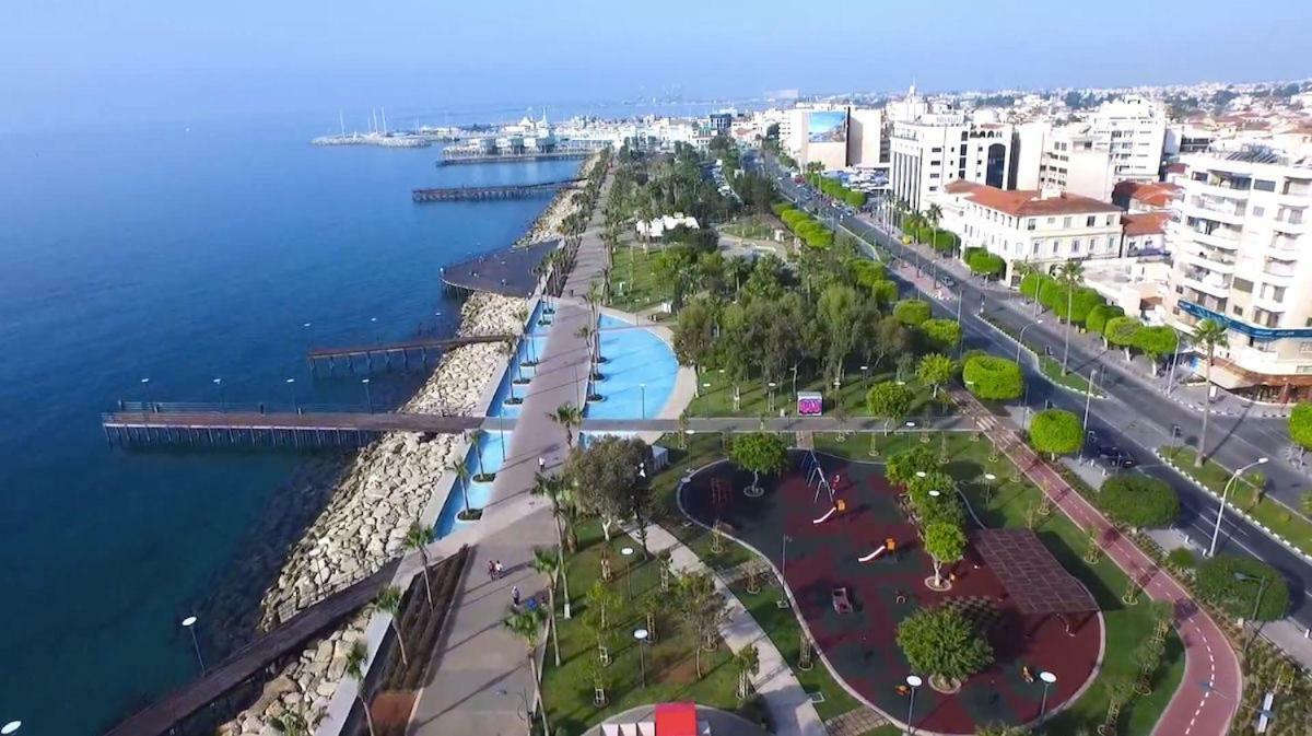 לימסול City Pearl - Modern 2 Bed Sea View Apt In City Centre מראה חיצוני תמונה